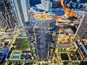 851 NE 1st Ave 2809, Miami FL 33132