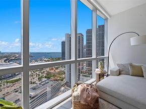 851 NE 1st Ave 2809, Miami FL 33132