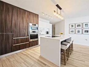 851 NE 1st Ave 2809, Miami FL 33132