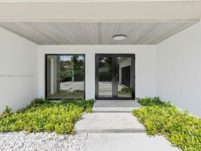 85 W Shore Dr W, Miami FL 33133