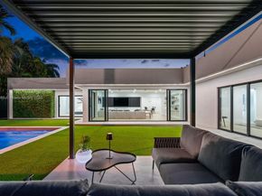 85 W Shore Dr W, Miami FL 33133