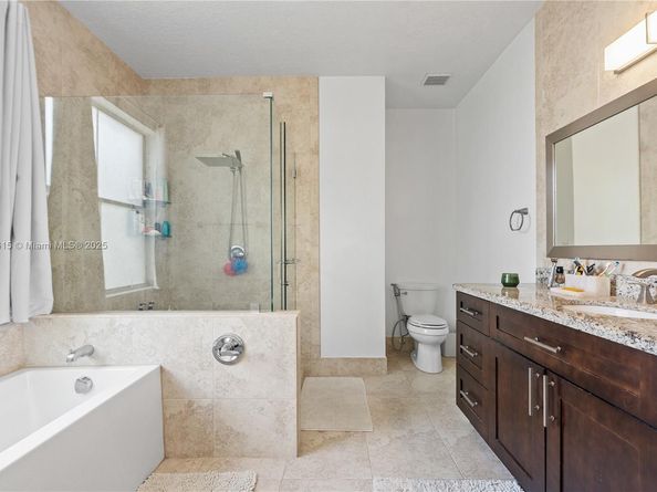 16120 SW 11th St, Pembroke Pines FL 33027