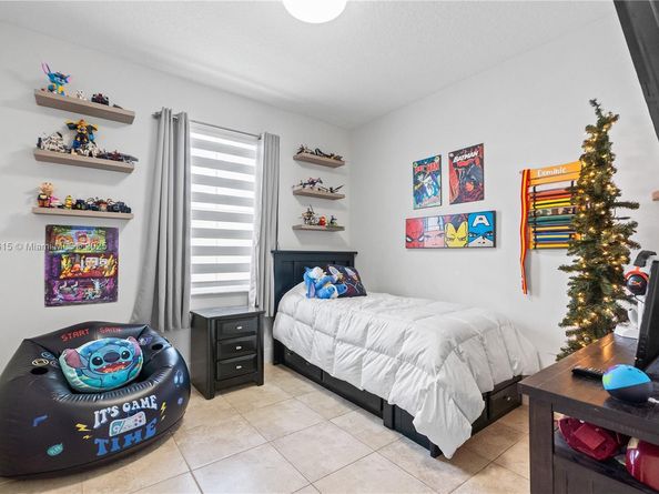 16120 SW 11th St, Pembroke Pines FL 33027