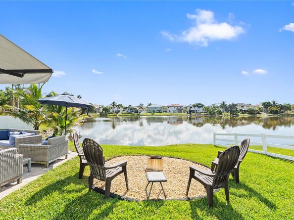 16120 SW 11th St, Pembroke Pines FL 33027