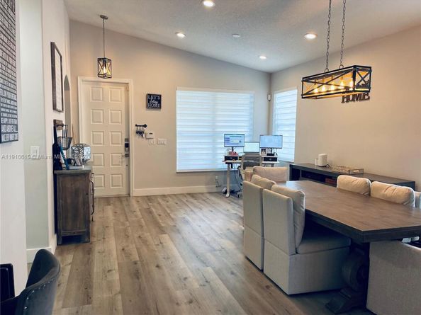 16120 SW 11th St, Pembroke Pines FL 33027