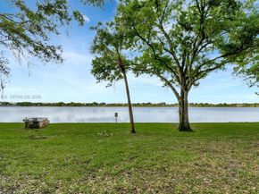 2445 NW 33rd St 1410, Oakland Park FL 33309