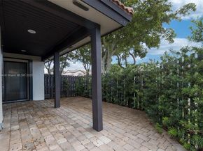 14985 SW 48th Ter 26H, Miami FL 33185