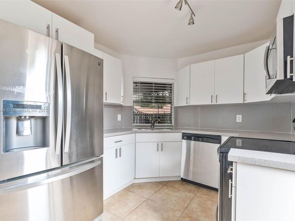14985 SW 48th Ter 26H, Miami FL 33185