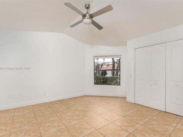 14985 SW 48th Ter 26H, Miami FL 33185