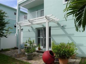 439 NE 1st St, Pompano Beach FL 33060