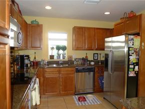 439 NE 1st St, Pompano Beach FL 33060