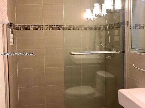 400 Kings Point Dr 820, Sunny Isles Beach FL 33160
