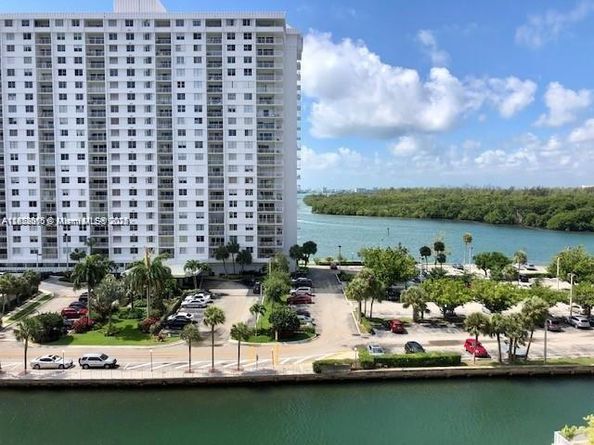 400 Kings Point Dr 820, Sunny Isles Beach FL 33160