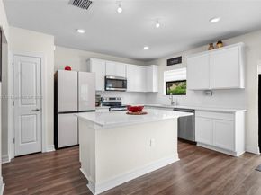 3142 Poinciana St, Lauderdale Lakes FL 33311