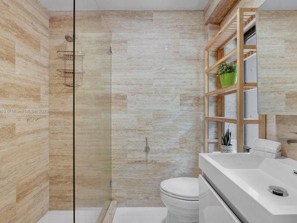 575 Hibiscus Ln, Miami FL 33137