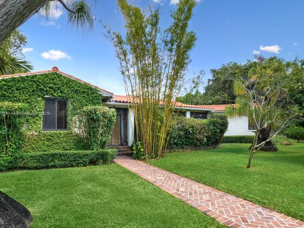 575 Hibiscus Ln, Miami FL 33137