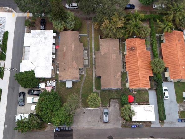 2030 Taylor St, Hollywood FL 33020