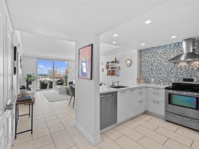 6900 Bay Dr 10H, Miami Beach FL 33141