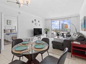 6900 Bay Dr 10H, Miami Beach FL 33141