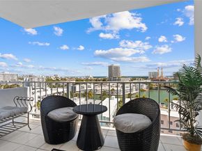 6900 Bay Dr 10H, Miami Beach FL 33141