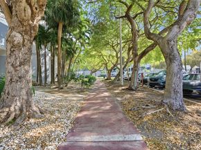 6900 Bay Dr 10H, Miami Beach FL 33141