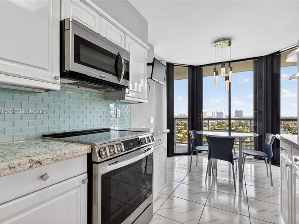 3640 Yacht Club Dr 1602, Aventura FL 33180