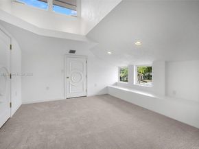 1925 Harbourview Dr, Fort Lauderdale FL 33316