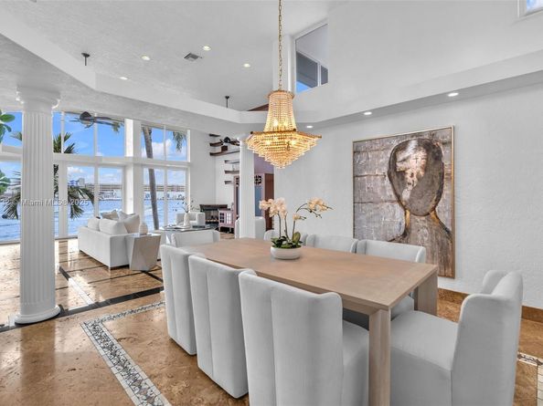 1925 Harbourview Dr, Fort Lauderdale FL 33316