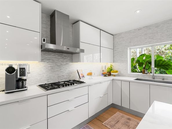 480 NE 103rd St, Miami Shores FL 33138