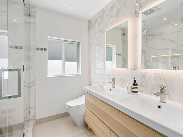 480 NE 103rd St, Miami Shores FL 33138