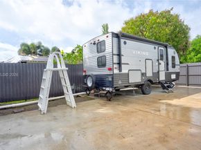 10529 NW 35th Ave, Miami FL 33147