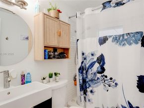 10529 NW 35th Ave, Miami FL 33147