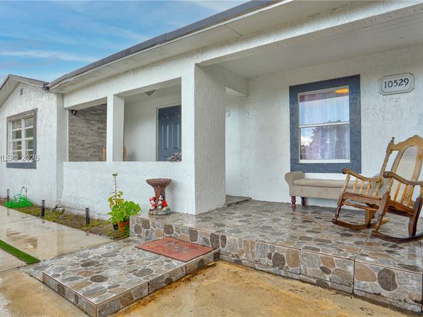 10529 NW 35th Ave, Miami FL 33147
