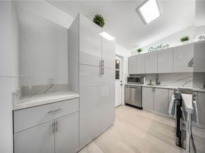 2406 Marathon Ln, Fort Lauderdale FL 33312