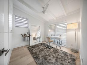 2406 Marathon Ln, Fort Lauderdale FL 33312