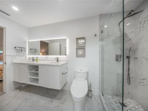 2406 Marathon Ln, Fort Lauderdale FL 33312
