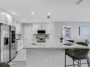 5400 Van Buren St, Hollywood FL 33021