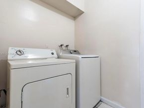 5400 Van Buren St, Hollywood FL 33021