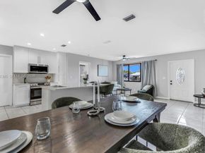 5400 Van Buren St, Hollywood FL 33021