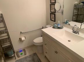 3340 Torremolinos Ave A40, Doral FL 33178