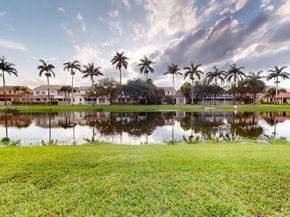 4713 Village Way, Davie FL 33314