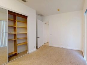 4713 Village Way, Davie FL 33314