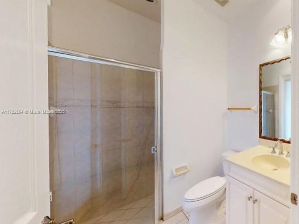 4713 Village Way, Davie FL 33314