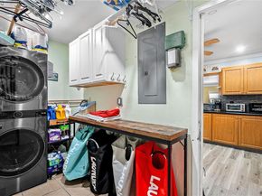 3127 NW 68th St, Fort Lauderdale FL 33309