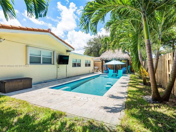 3127 NW 68th St, Fort Lauderdale FL 33309