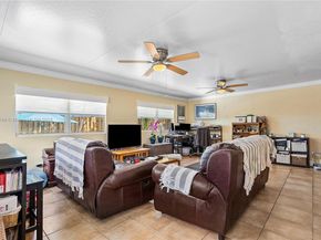 3127 NW 68th St, Fort Lauderdale FL 33309