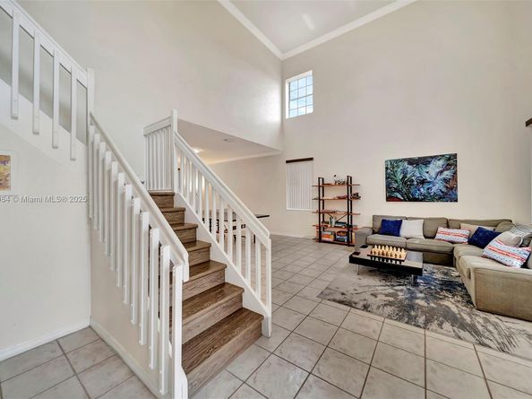 126 Cameron Ct, Weston FL 33326