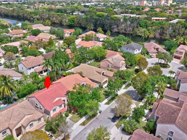 126 Cameron Ct, Weston FL 33326