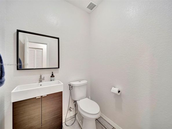 126 Cameron Ct, Weston FL 33326