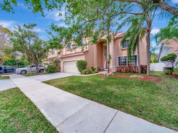 126 Cameron Ct, Weston FL 33326